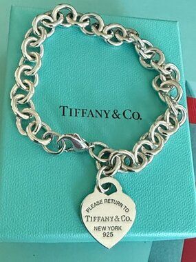 Tiffany & Co. Please ReturnTo Tiffany Heart Tag Bracelet
